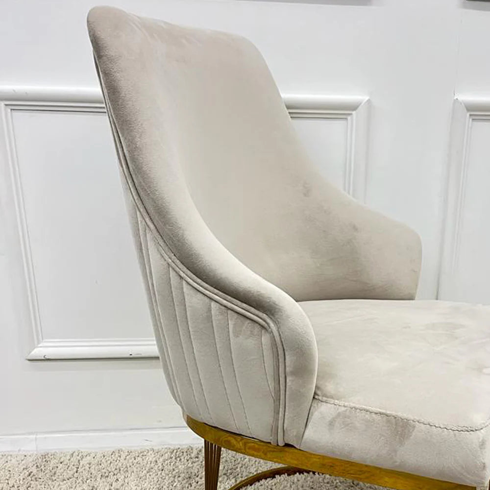 Beige dining chair with gold frame